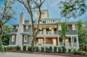 SeaClusion in Exclusive Old Seagrove Sleeps 10